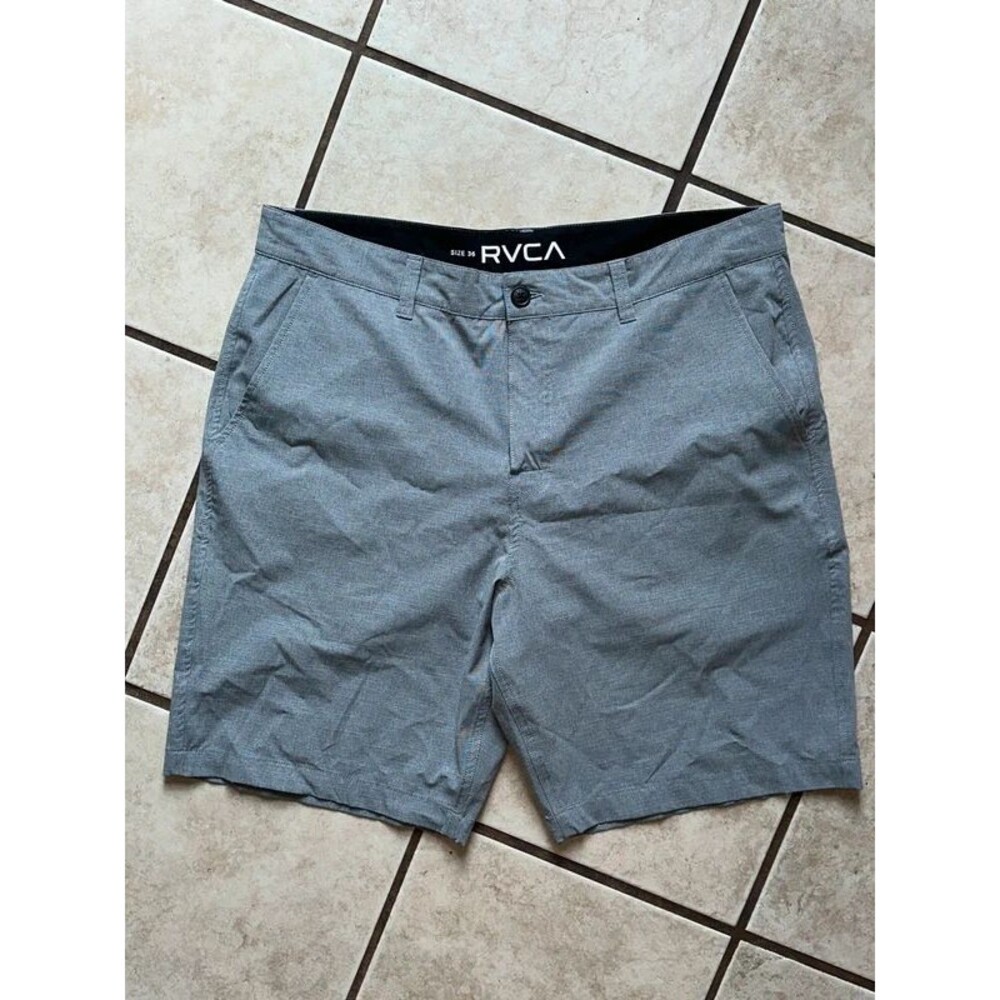 Men’s Gray RVCA Shorts Size 36